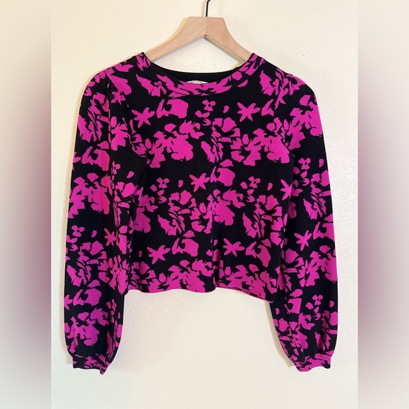 Milly Sweater - Women's Medium Black Pink EUC - Crewneck Long-Sleeved Floral - Picture 10 of 11